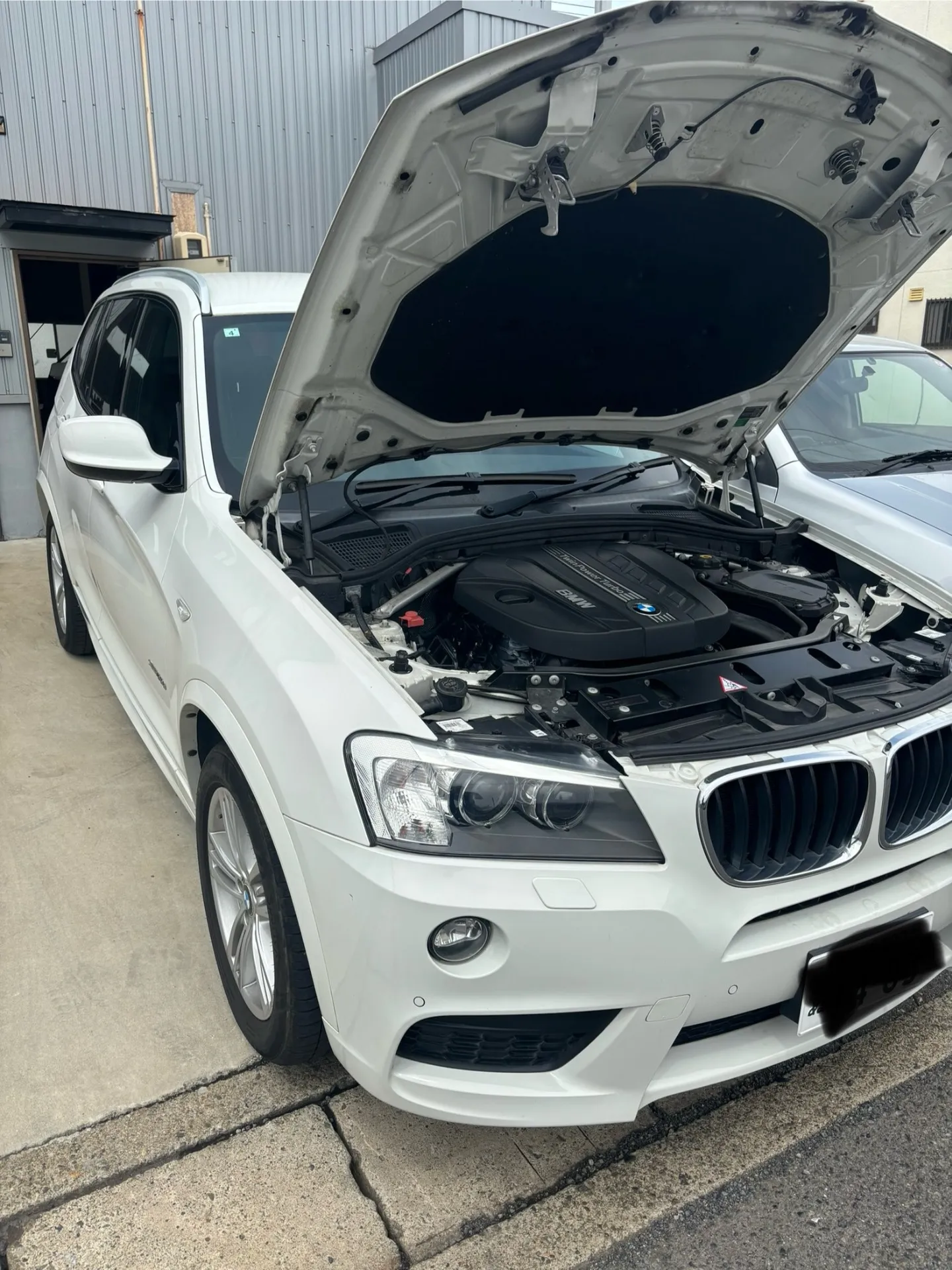 BMW X3オイル漏れ修理