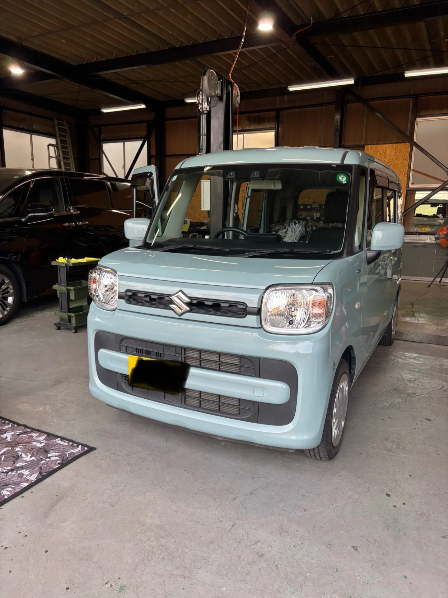 シートクッションカバー＆リトラクター交換❗️