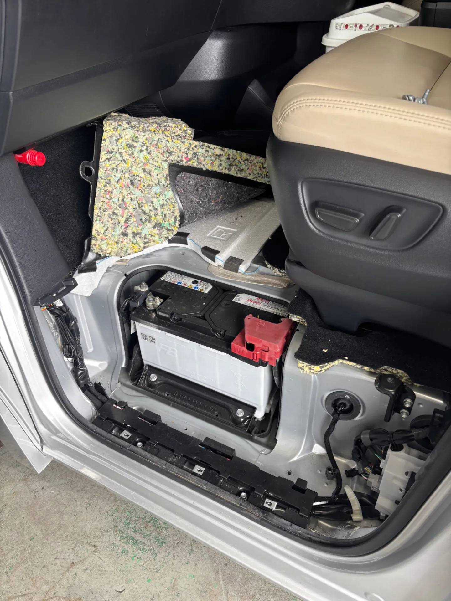 バッテリー交換＆バックカメラ取付❗️