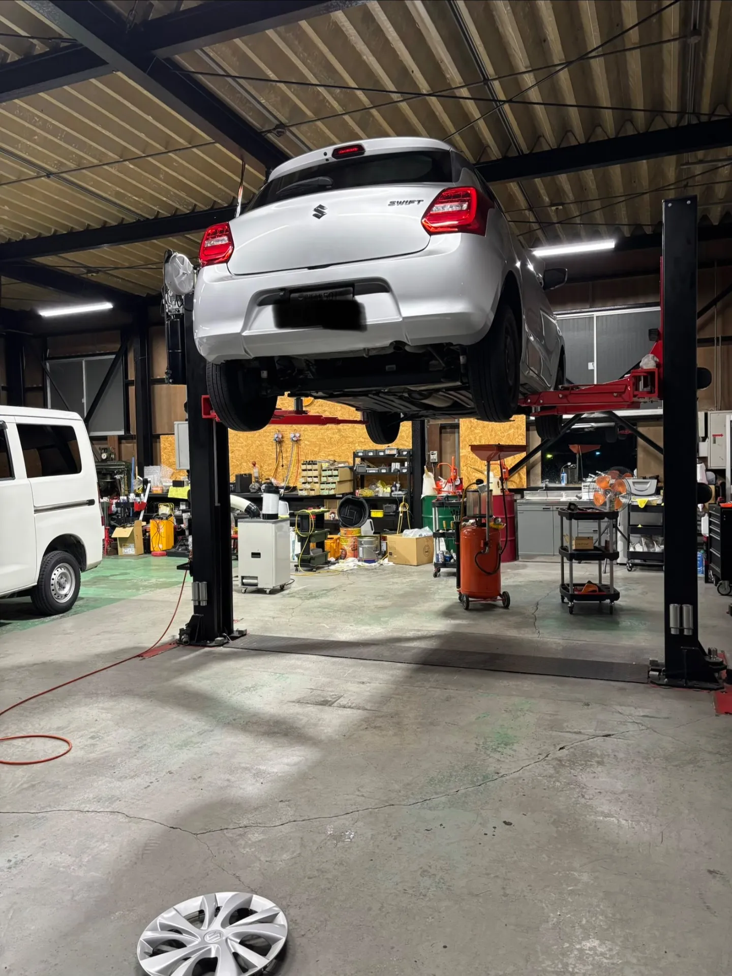 スイフト点検＆ドアガラス交換❗️