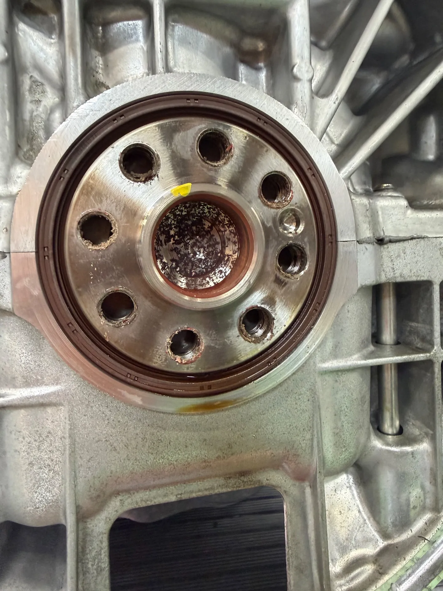 30系アルファードオイル漏れ修理❗️