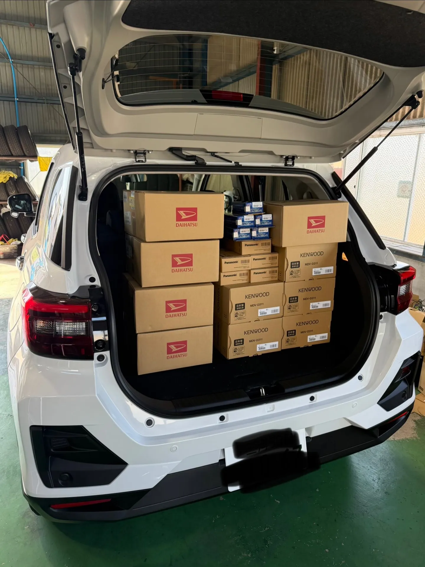 新車ライズ　ナビ＆ETC取付