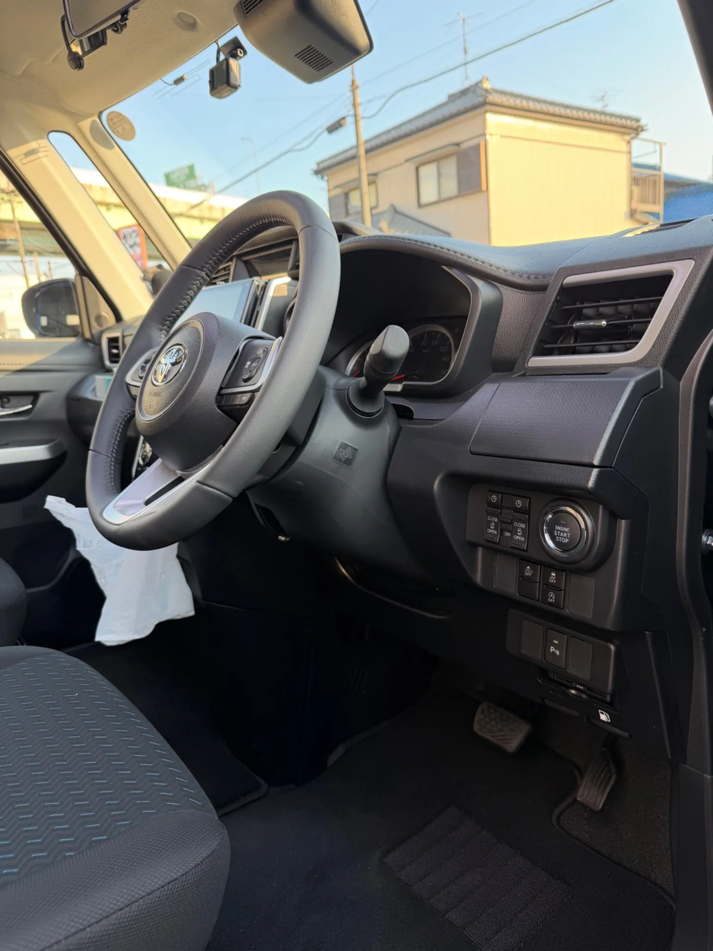 ルーミー＆軽トラ用品取付❗️