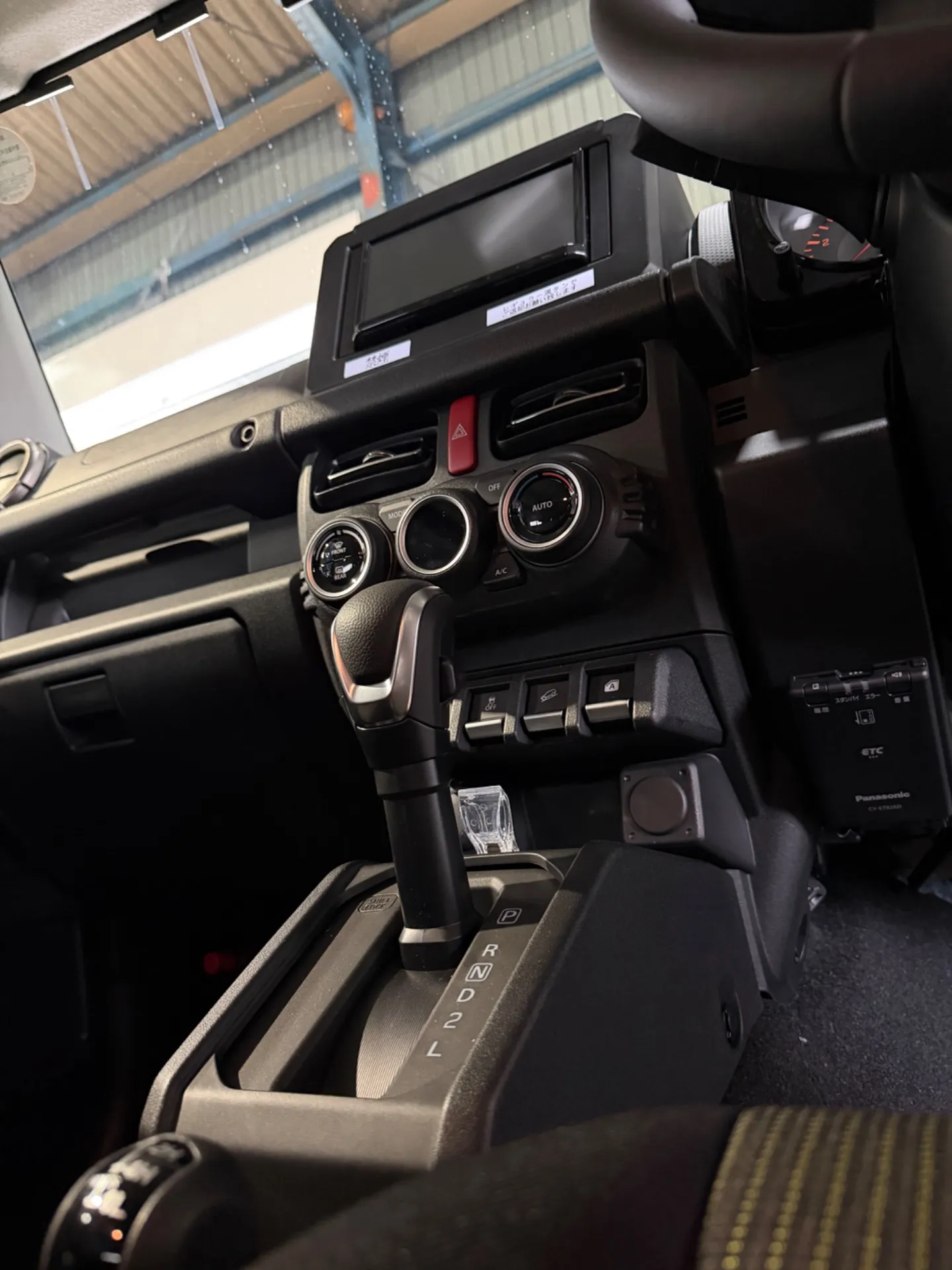 新車ノマド＆ステップワゴン用品取付。