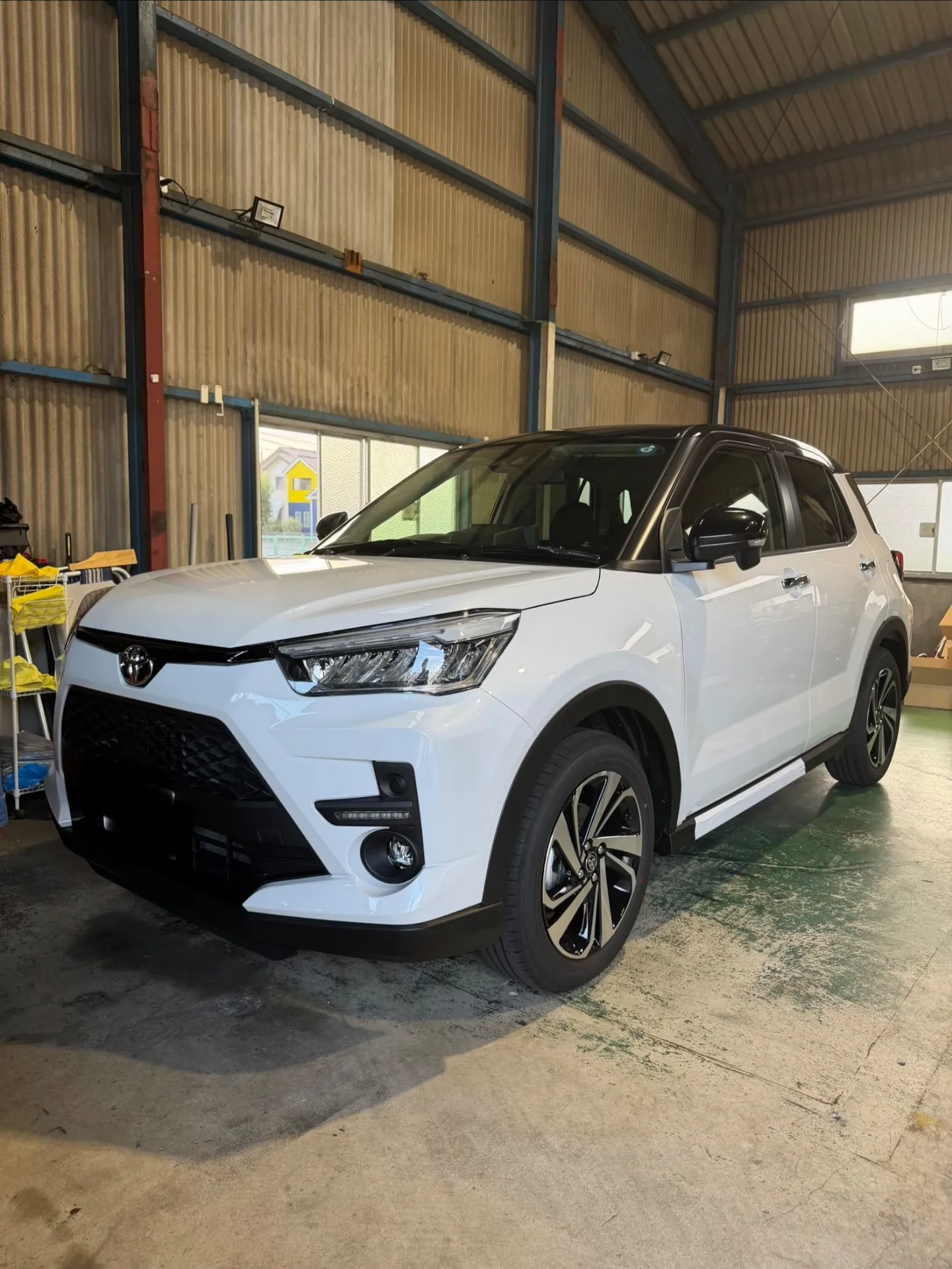 新車ナビ、バックカメラ、ETC取付